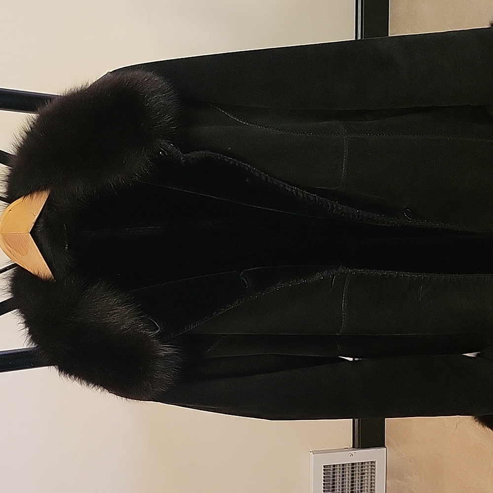 Womens leather/fur trimes coat